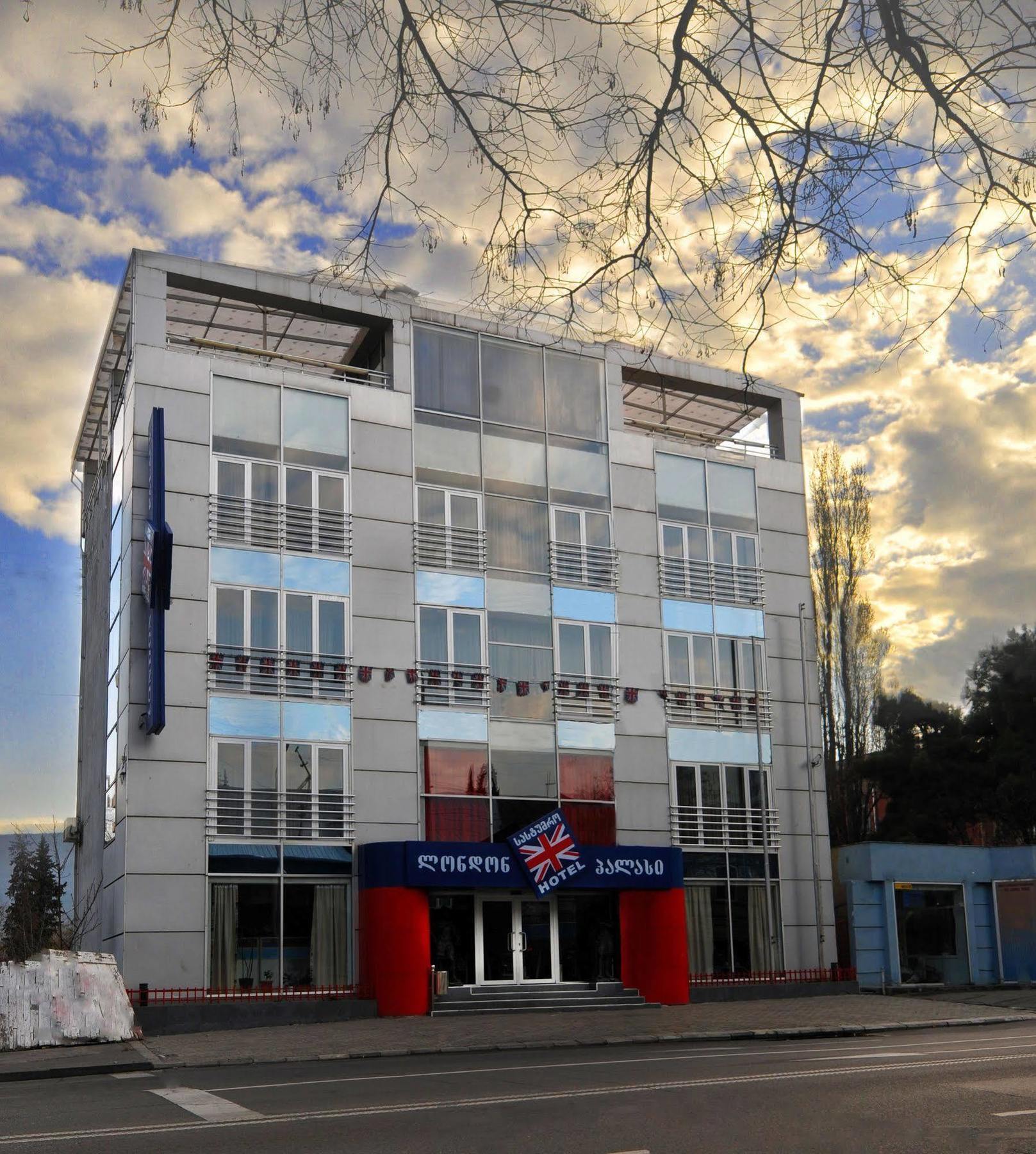 Hotel London Palace Tbilisi Exteriör bild