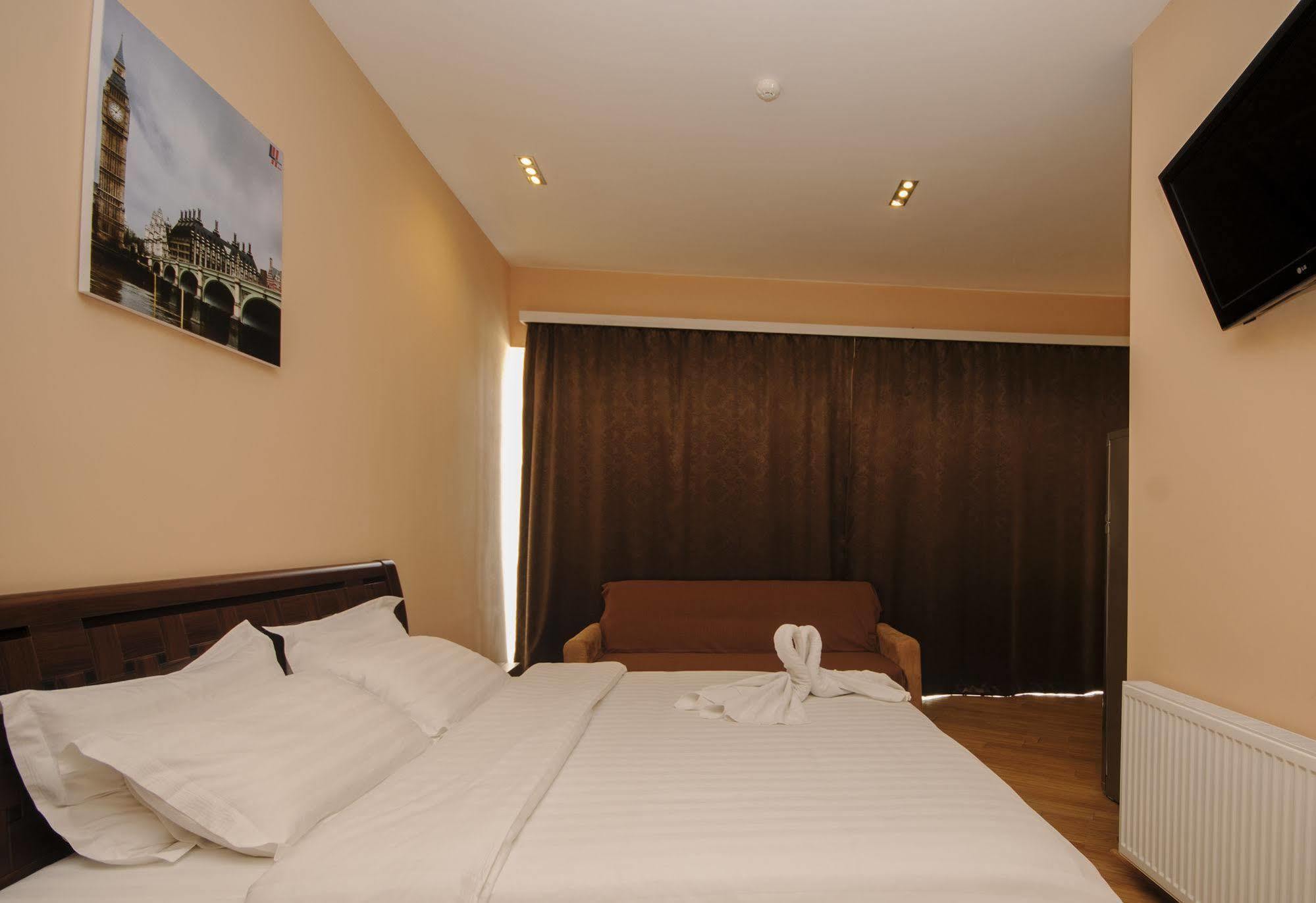 Hotel London Palace Tbilisi Exteriör bild
